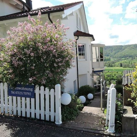 Apartamento Haus Eisele Bad Urach Exterior foto