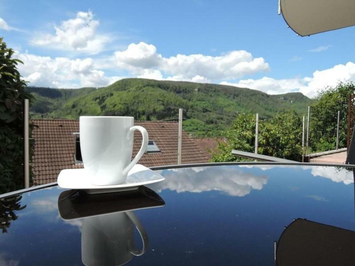 Apartamento Haus Eisele Bad Urach Exterior foto