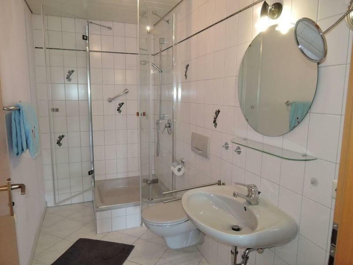 Apartamento Haus Eisele Bad Urach Exterior foto