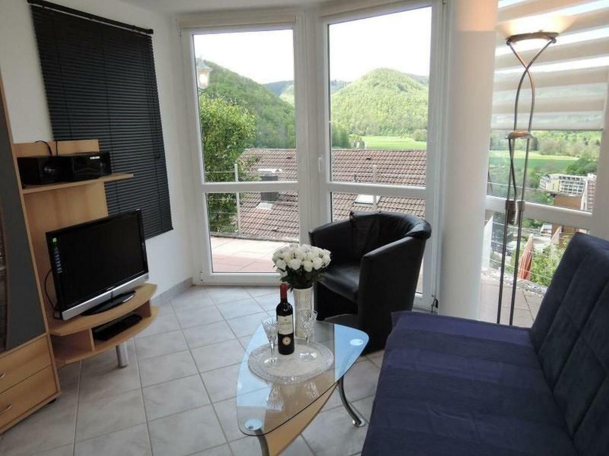 Apartamento Haus Eisele Bad Urach Exterior foto